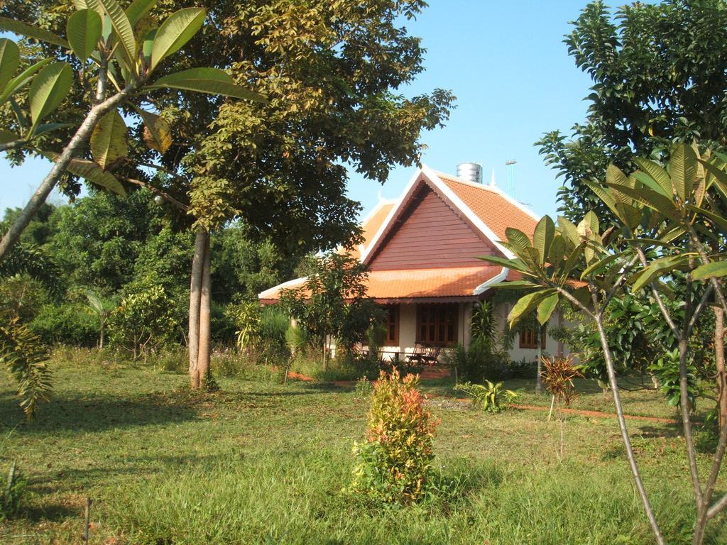 Green Plateau Lodge Banlung Εξωτερικό φωτογραφία