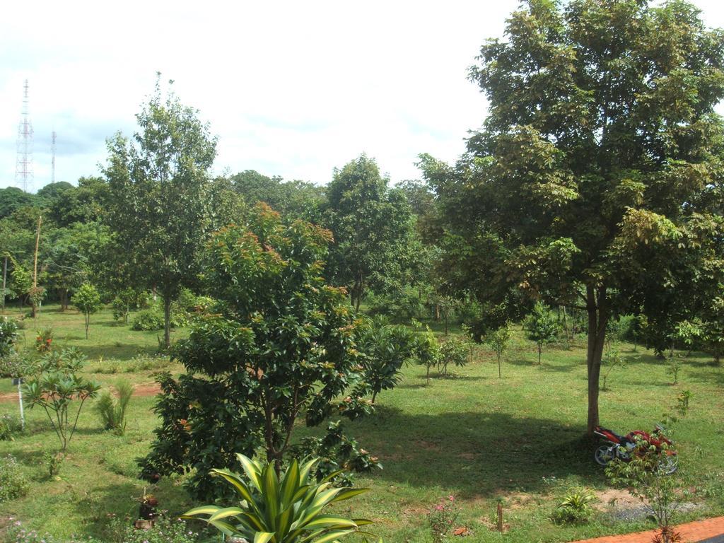 Green Plateau Lodge Banlung Εξωτερικό φωτογραφία